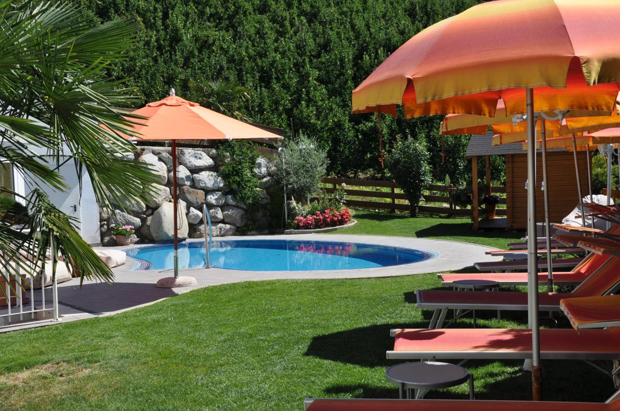 Adults Only Hotel Grafenstein Schenna Dış mekan fotoğraf